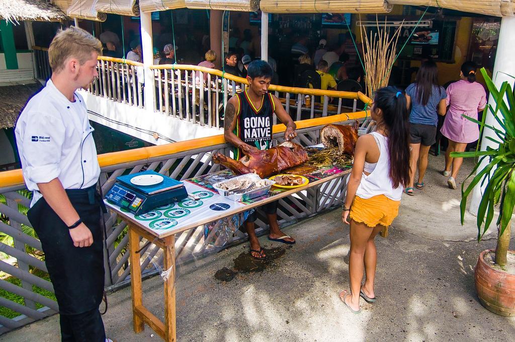 Jeepney Hostel And Kite Resort Balabag  Exterior foto