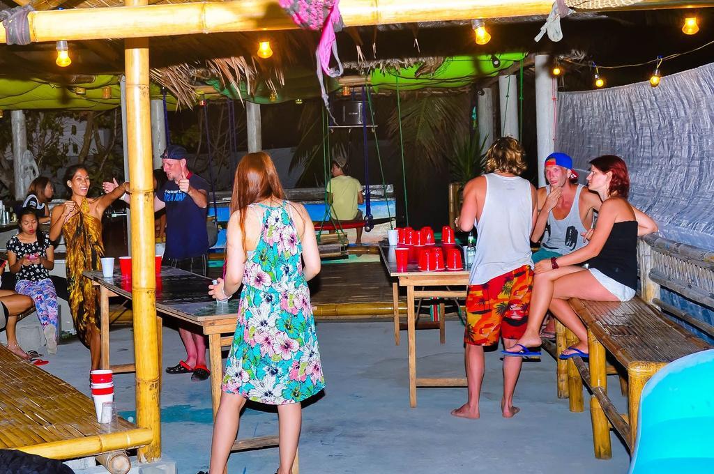 Jeepney Hostel And Kite Resort Balabag  Exterior foto