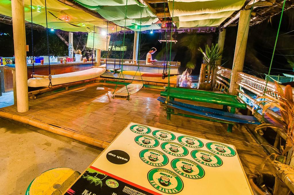 Jeepney Hostel And Kite Resort Balabag  Exterior foto