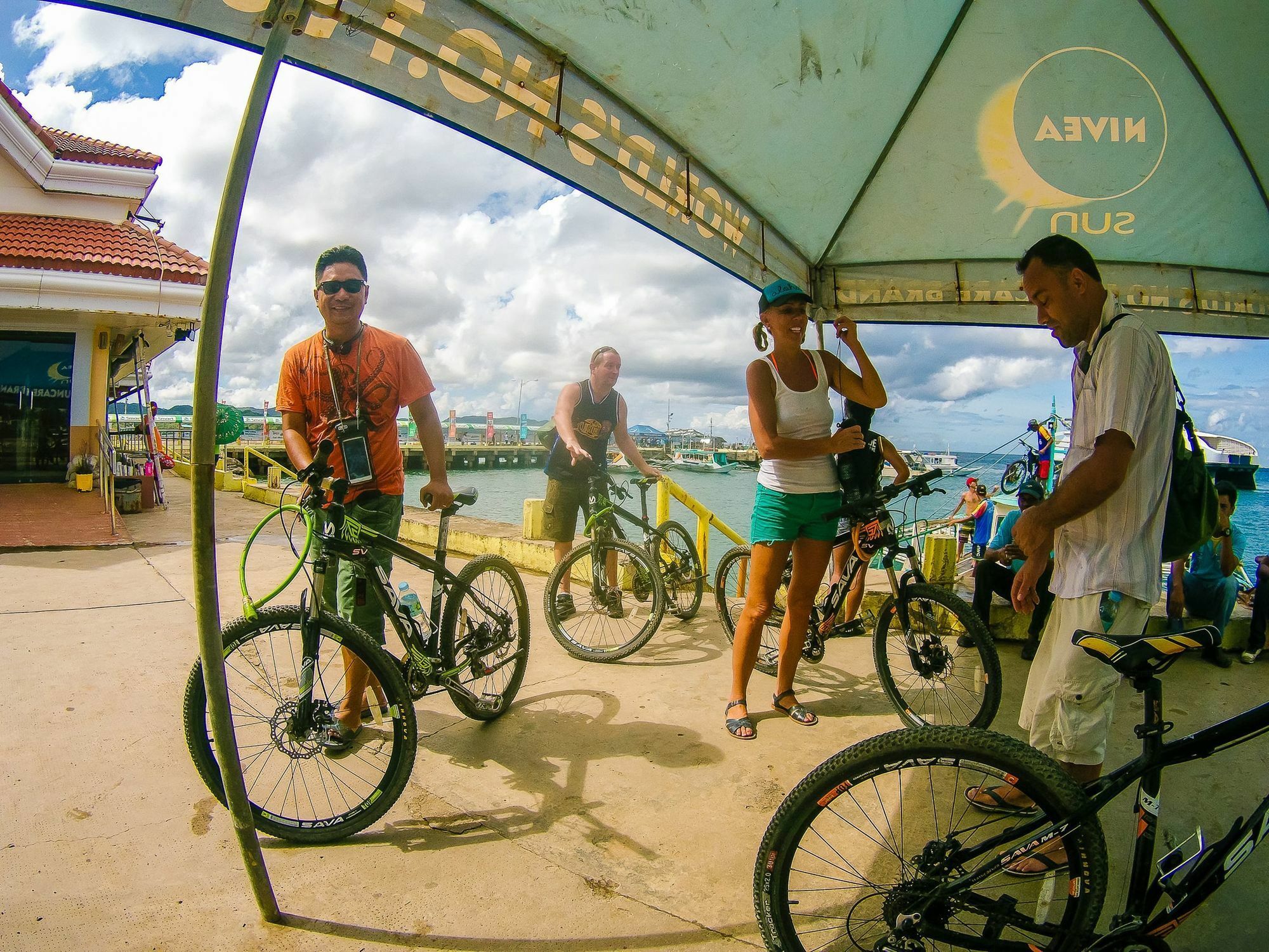 Jeepney Hostel And Kite Resort Balabag  Exterior foto